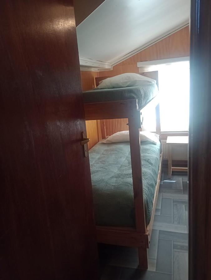 Hostel Isla Yu Backpacker Puerto Natales Exteriér fotografie